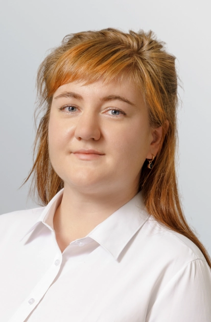 Петрова Наталья Олеговна Врач стоматолог-терапевт, детский стоматолог. Окончила Санкт-Петербургский медико-социальный институт, работает врачом-стоматологом для взрослых и детей.