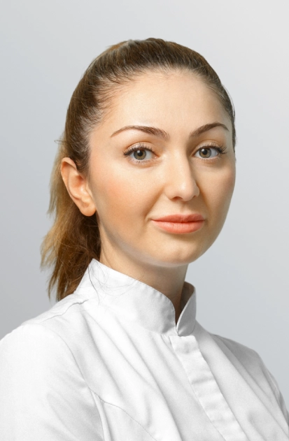 Хатуева Амина Иосифовна Врач стоматолог-терапевт. Постоянно совершенствует свои знания, с удовольствием осваивает новые технологии.
Очень любит свою работу и относится к пациентам внимательно, чутко, находя подход к каждому.